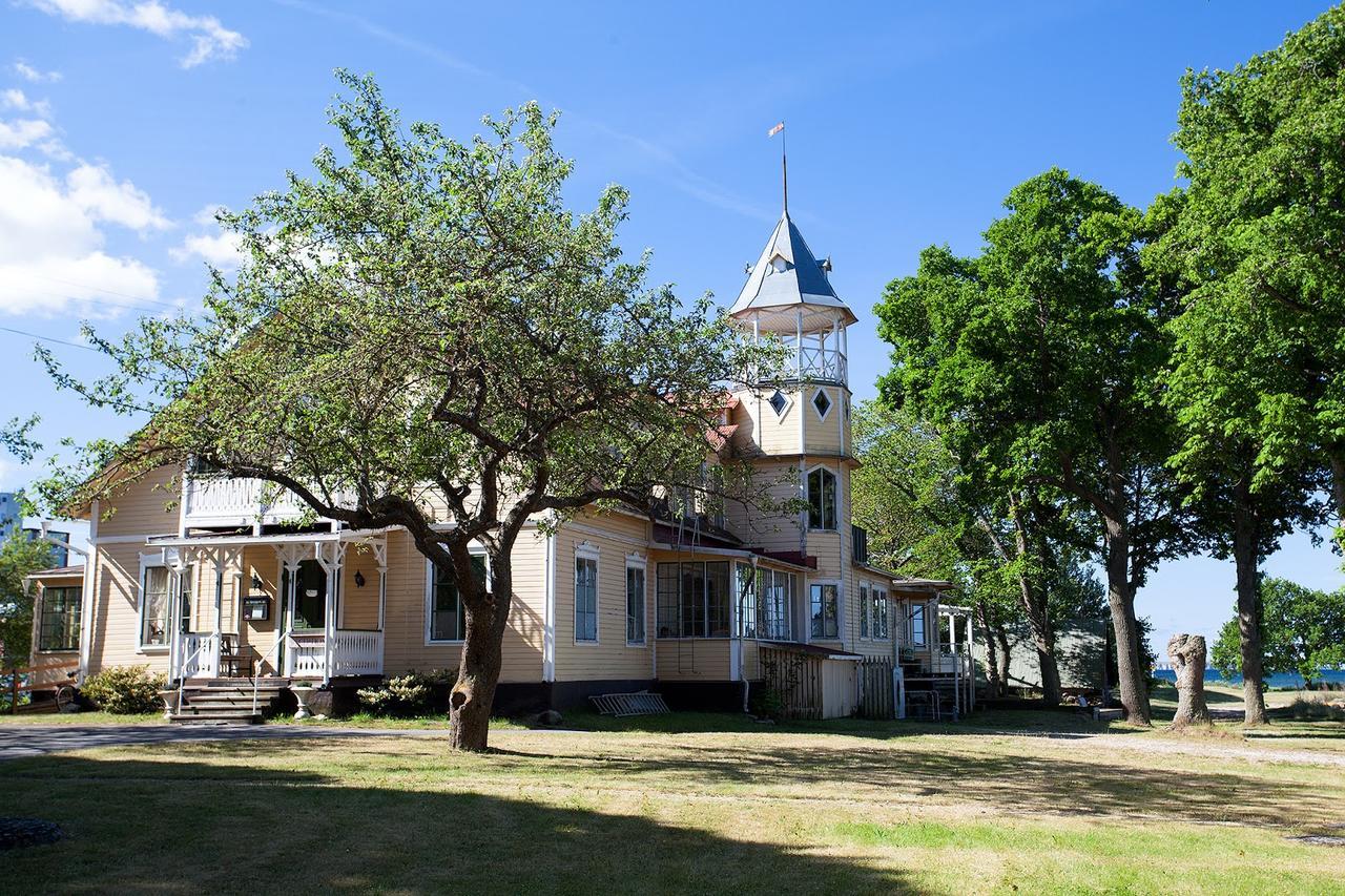 Hotel Warfsholm à Klintehamn Extérieur photo