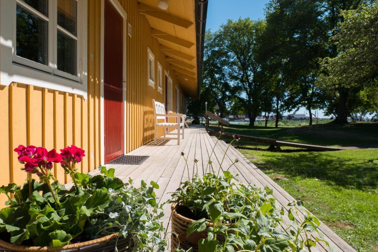 Hotel Warfsholm à Klintehamn Extérieur photo